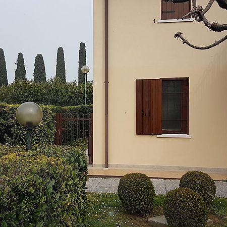 Villa Holiday House Di Fiore Simona Lazise Exterior foto